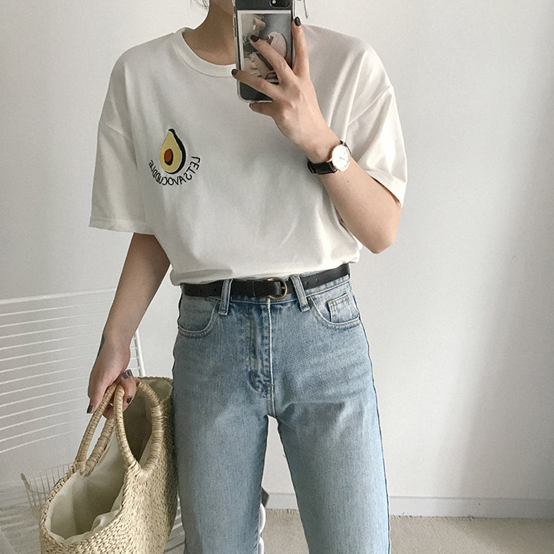 2018 New Style Summer Cute Avocado Embroidery Short Sleeve T-shirt Womens Small Fresh Casual Tees Tops Female Loose T Shirt