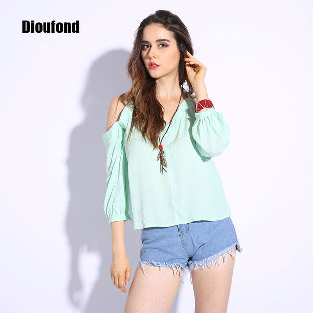 Dioufond 2017 Summer T shirt Women Off Shoulder V-neck T-shirts Crinkle White Tops Casual Split Spaghetti Strap Tshirt